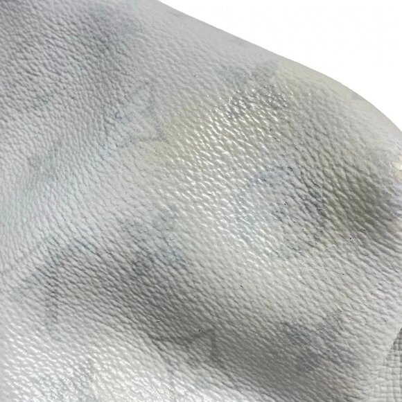 LOUIS VUITTON Discovery Backpack Bronze/Optic White Taigarama - Picture 11 of 15